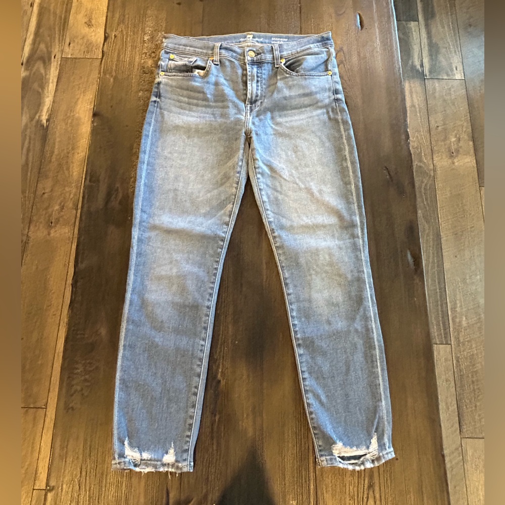 7FAMK - Picture 2 of 5